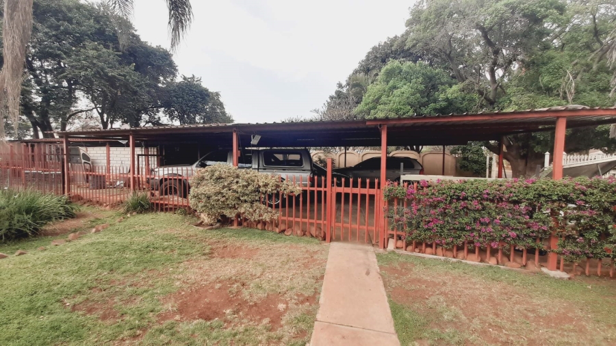 3 Bedroom Property for Sale in Mooinooi North West